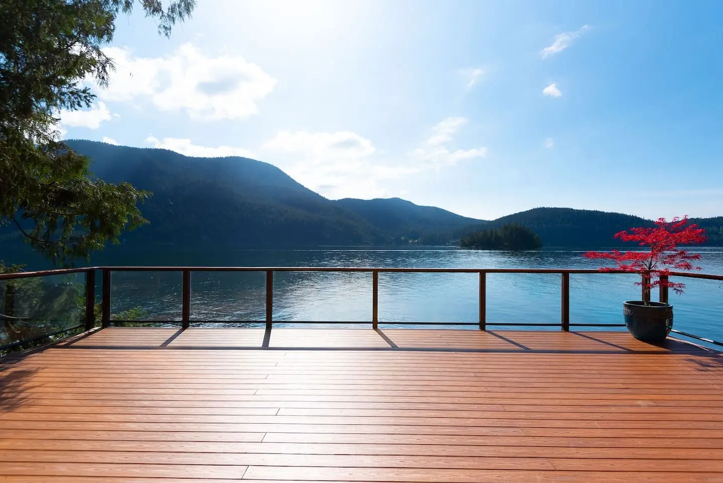 Open sundeck overlooking the water and mountains